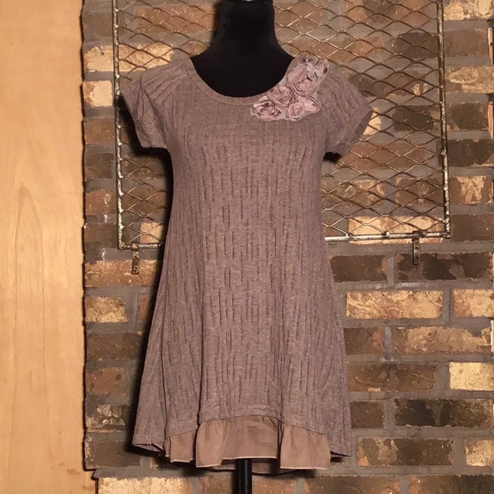Blue Bird sweater tunic lightweight light brown  sheer back flower detail M